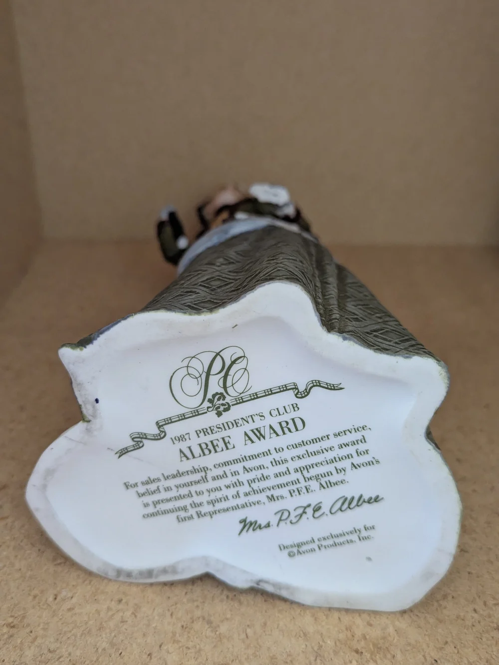 Avon Porcelain Award Figurine in Olive Green and White